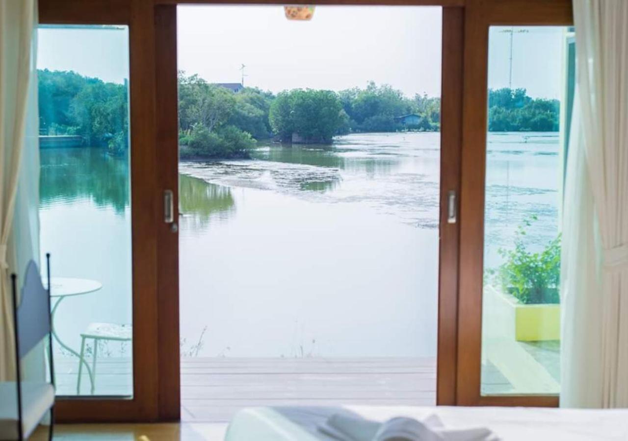 Baan Talay See Cream Resort Samut Songkhram Ngoại thất bức ảnh