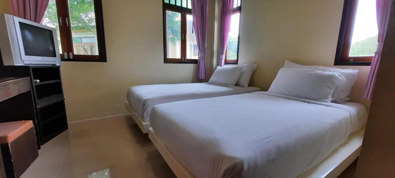 Baan Talay See Cream Resort Samut Songkhram Ngoại thất bức ảnh