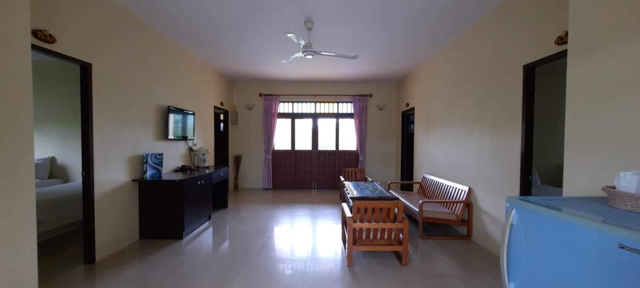 Baan Talay See Cream Resort Samut Songkhram Ngoại thất bức ảnh