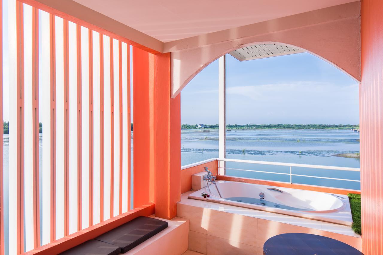 Baan Talay See Cream Resort Samut Songkhram Ngoại thất bức ảnh