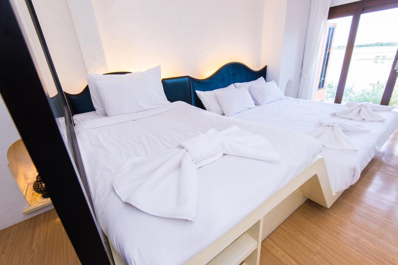 Baan Talay See Cream Resort Samut Songkhram Ngoại thất bức ảnh