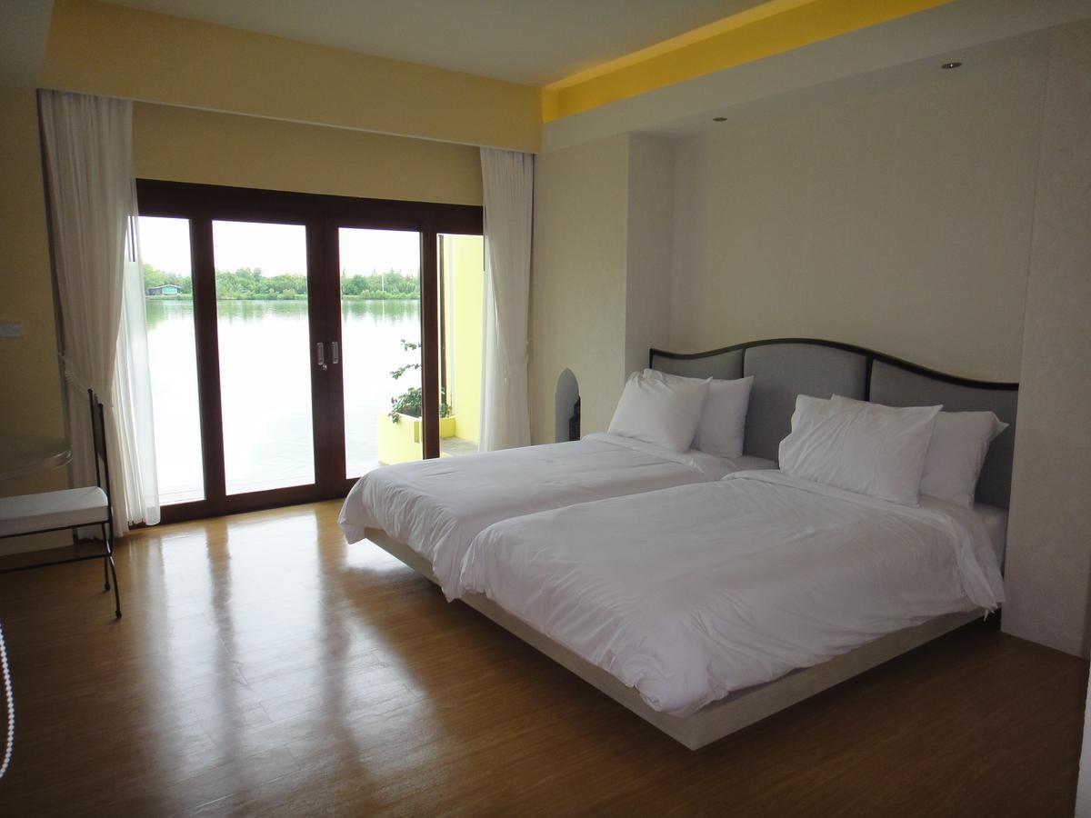 Baan Talay See Cream Resort Samut Songkhram Ngoại thất bức ảnh
