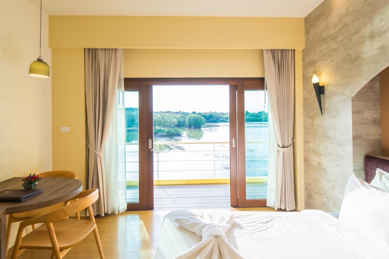 Baan Talay See Cream Resort Samut Songkhram Ngoại thất bức ảnh