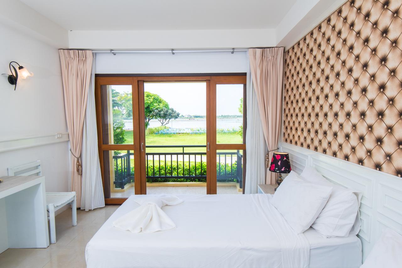 Baan Talay See Cream Resort Samut Songkhram Ngoại thất bức ảnh