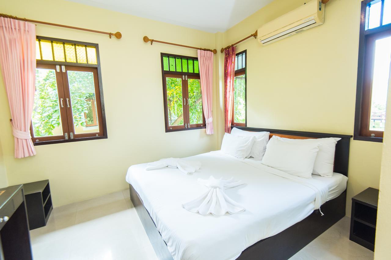 Baan Talay See Cream Resort Samut Songkhram Ngoại thất bức ảnh
